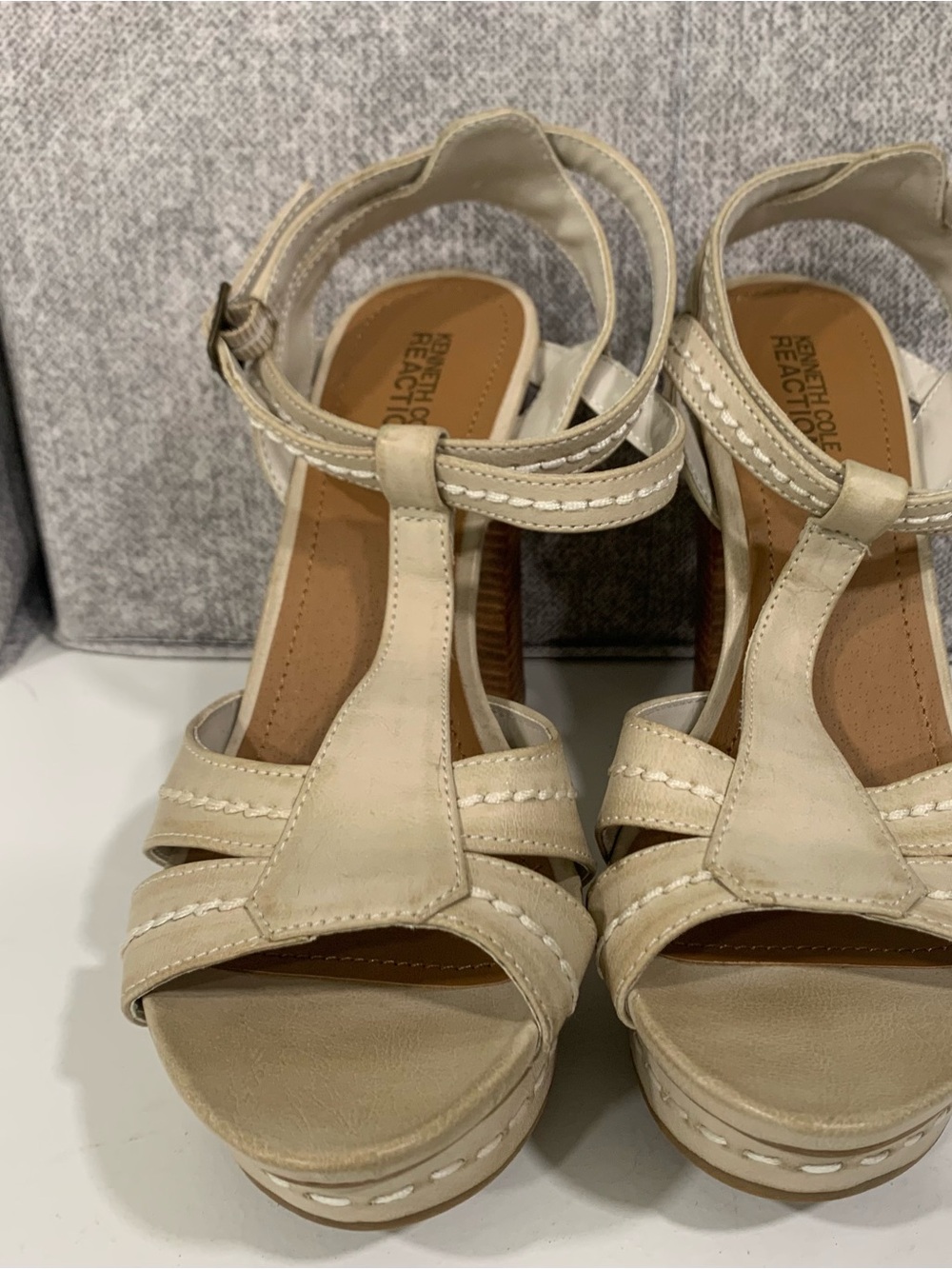 Kenneth Cole Reaction Beige Platform T-Strap Wedge Sandals